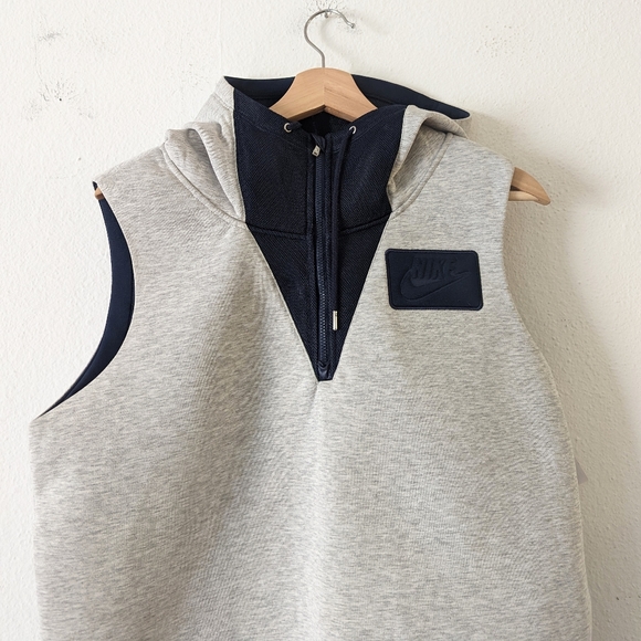 NWT Nike Mixed Material Vest - Picture 3 of 9